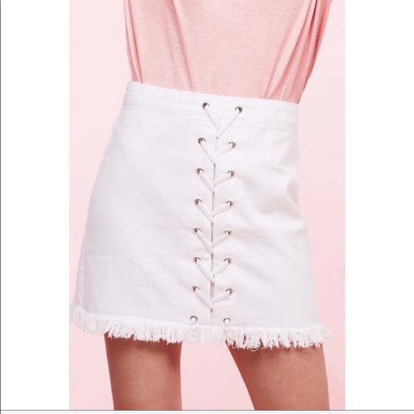 Cross my heart denim skirt - Picture 2 of 4